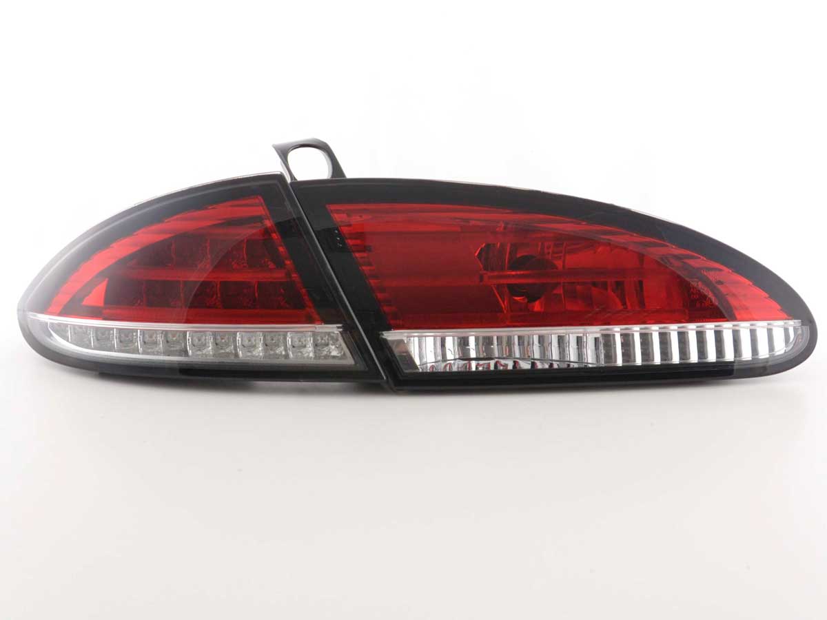 LED Rückleuchten Set Seat Leon Typ 1P 05-09 rot/klar LED Rückleuchten Set Seat Leon Typ 1P 05-09 rot/klar